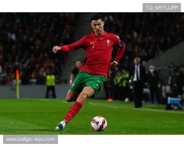 葡萄牙足球传奇克里斯蒂亚诺·罗纳尔多再创辉煌，继续书写足球传奇